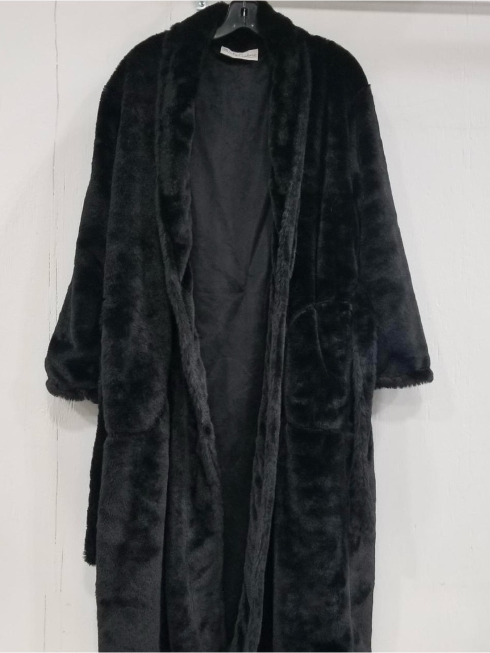 NEW Minky Couture - Black Cozy Robe Sz S